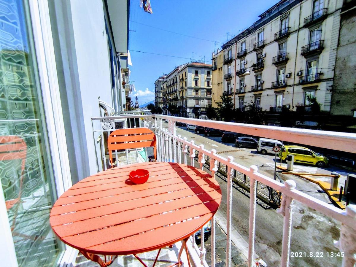 Napoli Naif Acomodação com café da manhã Exterior foto