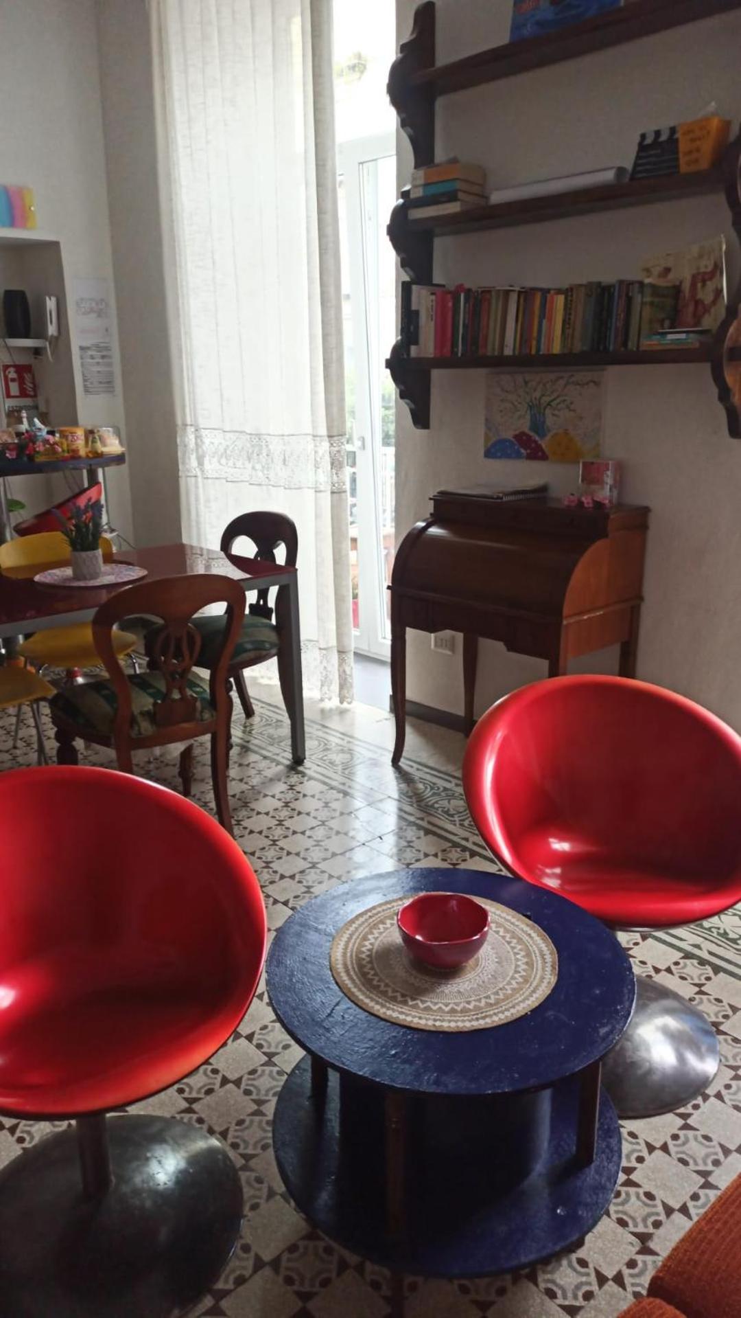 Napoli Naif Acomodação com café da manhã Exterior foto